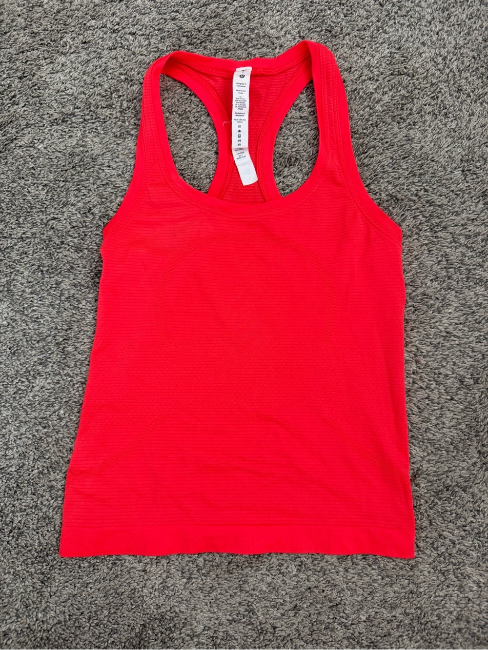 Lululemon swiftly tech waist length tank top size 2